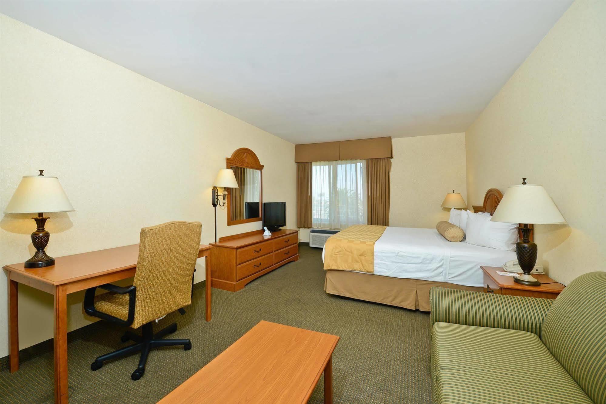 Best Western Of Long Beach Dış mekan fotoğraf